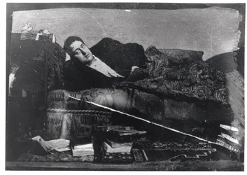 Portrait of Guillaume Apollinaire (1880-1918) reclining, c.1910